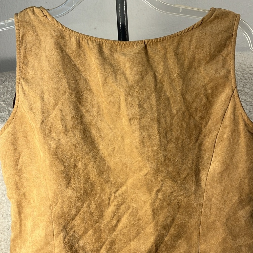 Perceptions Shell 🐚 Tan Top - Picture 4 of 5